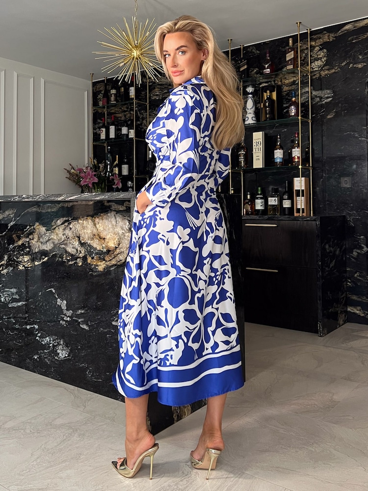 Blau mit floralem Muster - Girl In Mind Isabella Hemdkleid mit Bindedetail vorne - Bild 2 von 4 Blau mit floralem Muster - Girl In Mind Isabella Hemdkleid mit Bindedetail vorne - Bild 2 von 4