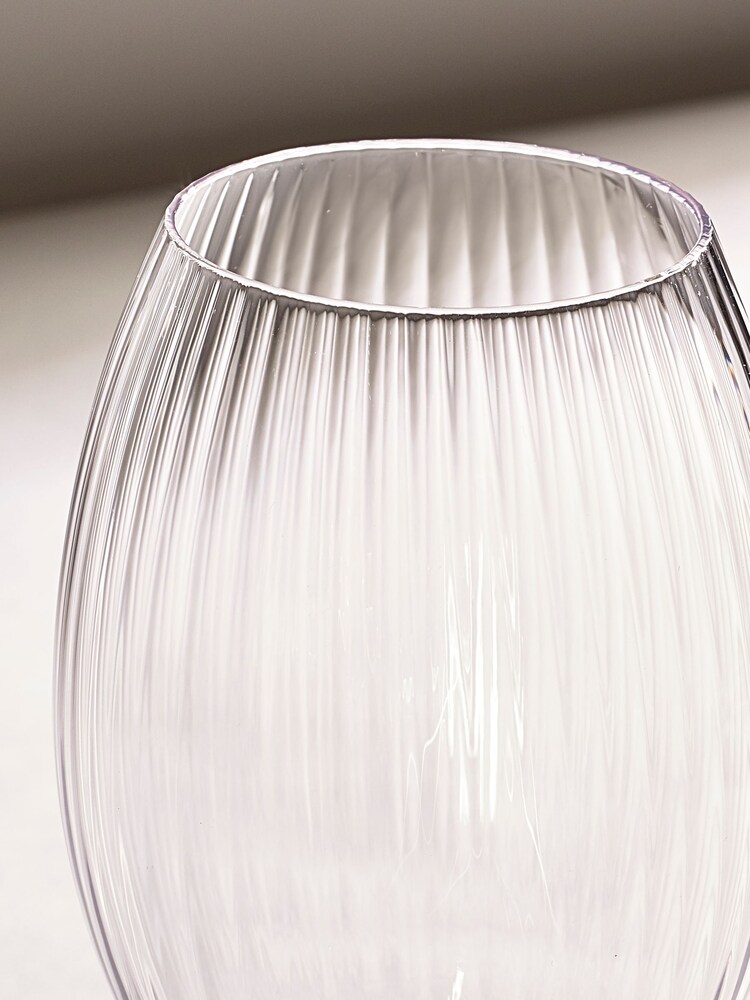 Set of 4 Clear Sienna Wine Glasses - Image 3 of 3
