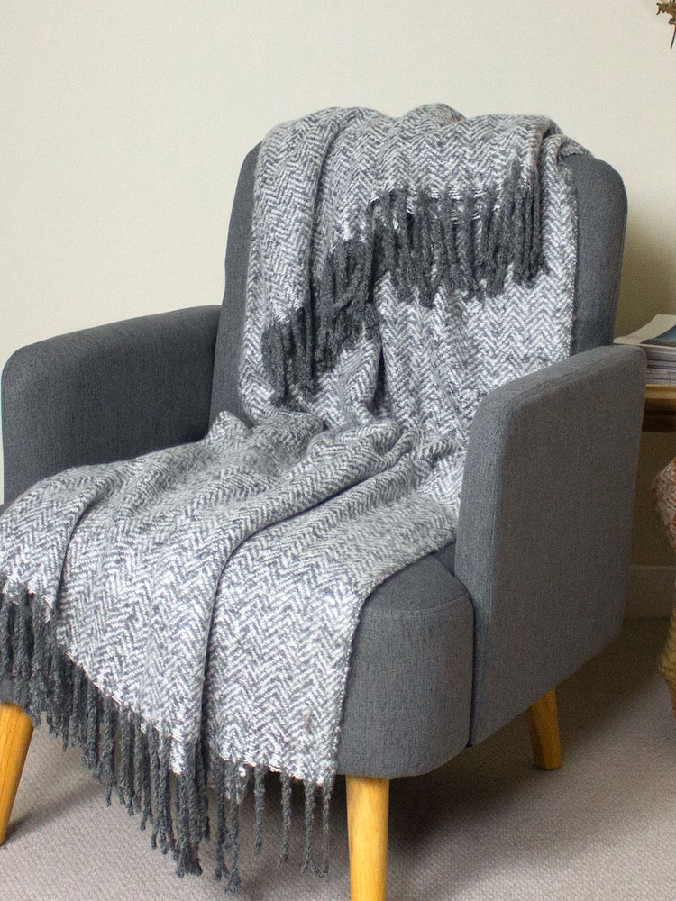 furn. Grey Weaver Throw - Image 1 of 3 furn. Grey Weaver Throw - Image 1 of 3