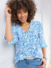 Cotton Traders Blue 3/4 Sleeve V-Neck Printed Crinkle Top - Image 3 of 3
