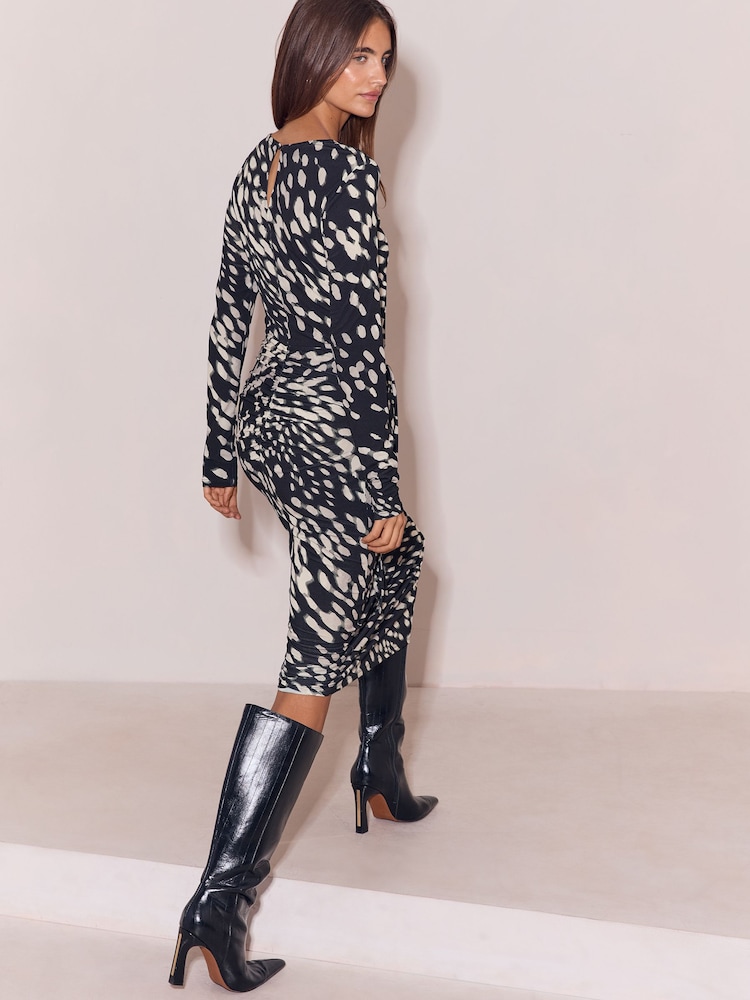 Lipsy Monochrome Animal Deer Print Petite Jersey Tie Waist Long Sleeve Midi Dress - Image 5 of 5
