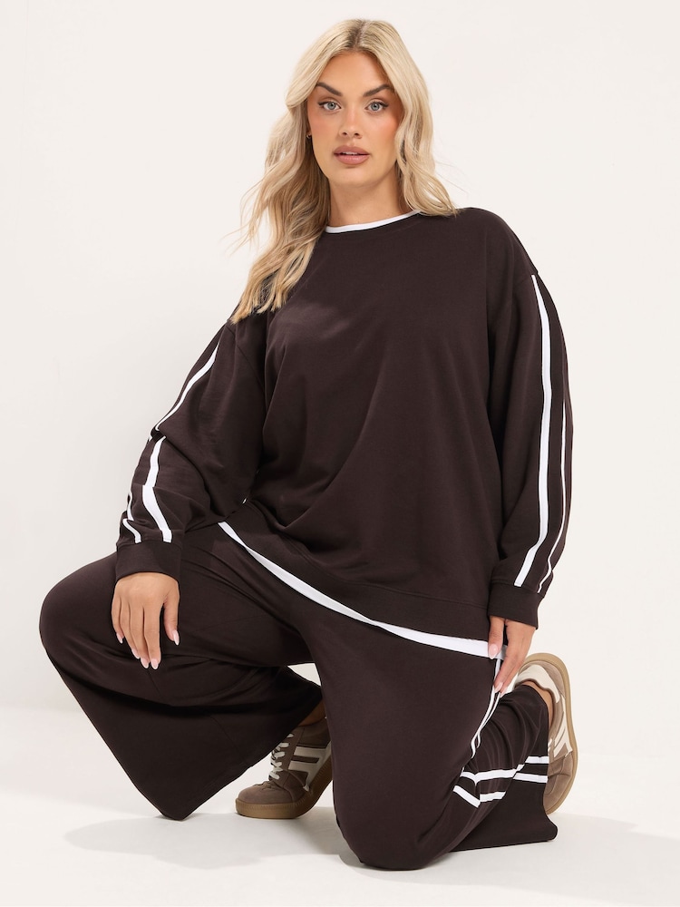 Yours Curve Chocolate Brown 2-in-1 Sweat Top & Jogger Set - Image 2 of 5 Yours Curve Chocolate Brown 2-in-1 Sweat Top & Jogger Set - Image 2 of 5