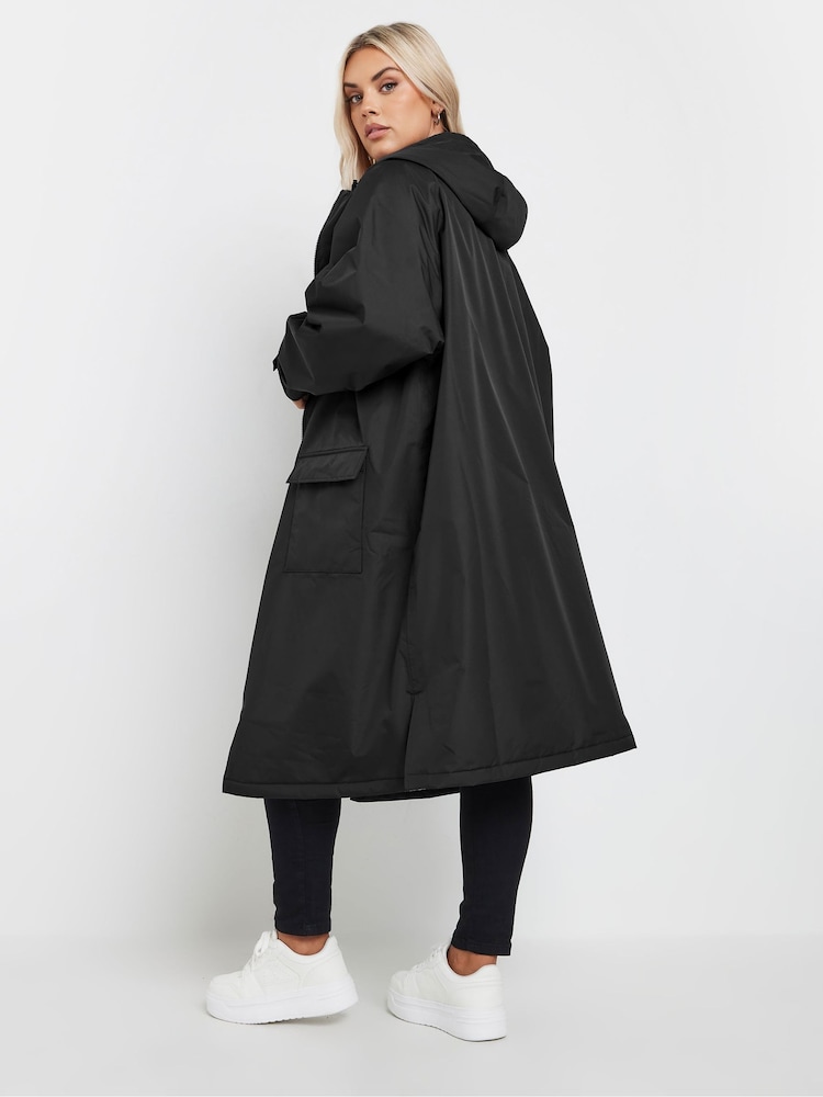 Yours Curve Black Waterproof Fleece Lined Changing Robe - Image 2 of 4