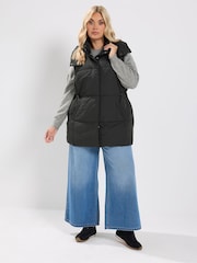 Yours Curve Black Short Padded Gilet - Image 2 of 6
