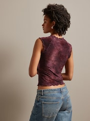 Burgundy Red Lettuce Hem Short Sleeve Marbled Floral Top - Image 3 of 6