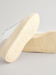 White Retro Sole Trainers - Image 5 of 5
