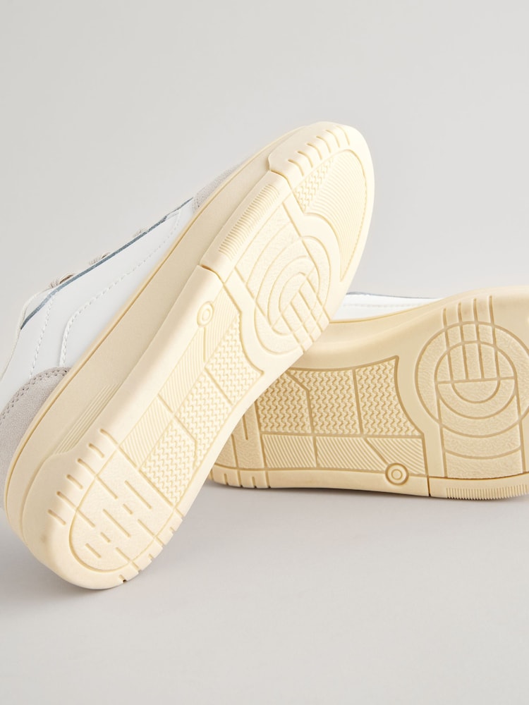 White Retro Sole Trainers - Image 5 of 5