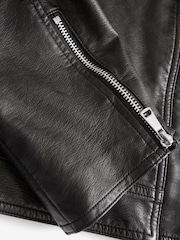 Schwarz - Bikerjacke aus Kunstleder mit kragenloser Vorderseite - Bild 10 von 11