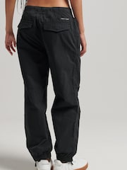 Черный/хромированный - Брюки Superdry Parachute Grip - Изображение 3 из 4