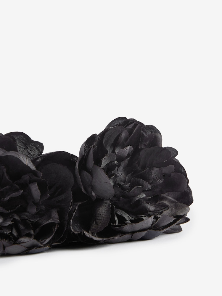 Black Corsage Flower Wide Belt - Image 9 of 9 Black Corsage Flower Wide Belt - Image 9 of 9
