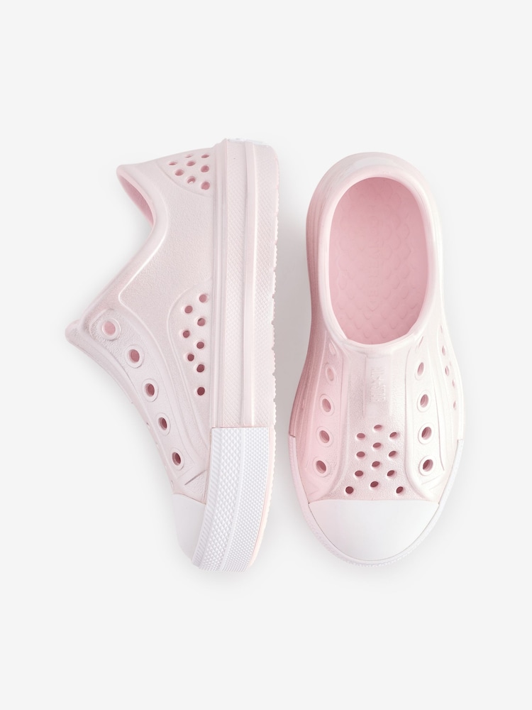 Converse Bronze Infant Chuck Taylor Play Lite Sandals - Image 9 of 9