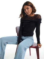 River Island Long Sleeve Lace Twist T-Shirt - صورة 3 من 4