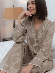 Fable and Eve Wavy Contour Print Wide Leg Pyjamas Set - Image 1 de 4