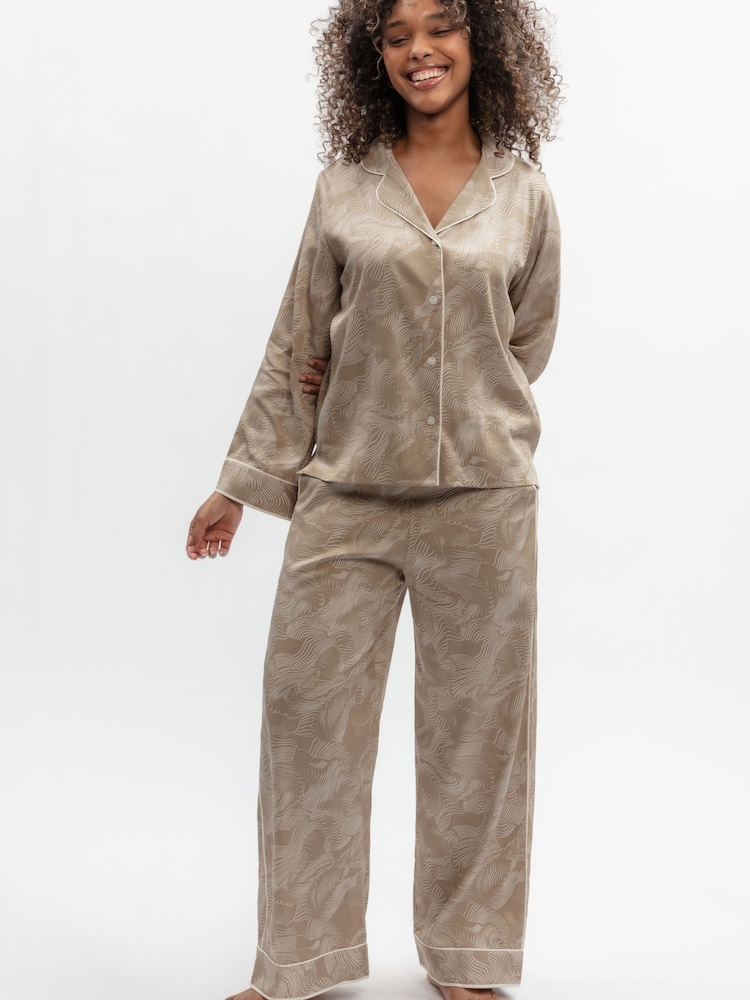 Fable and Eve Wavy Contour Print Wide Leg Pyjamas Set - Image 2 de 4