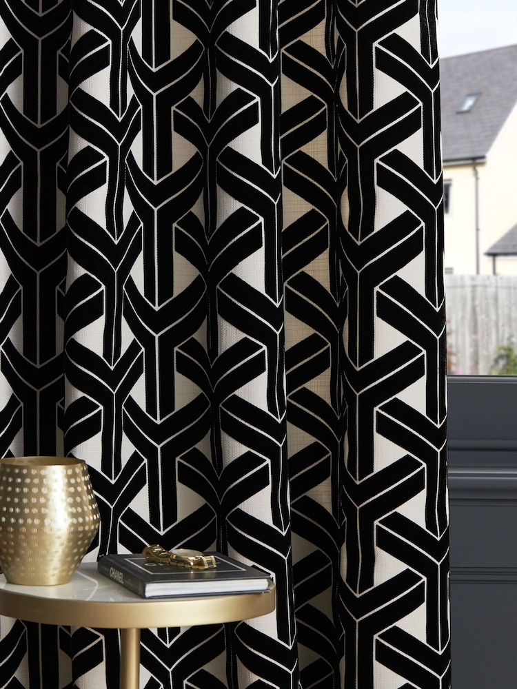 Black/White Geometric Flocked Velvet Eyelet Curtains - Image 4 of 5