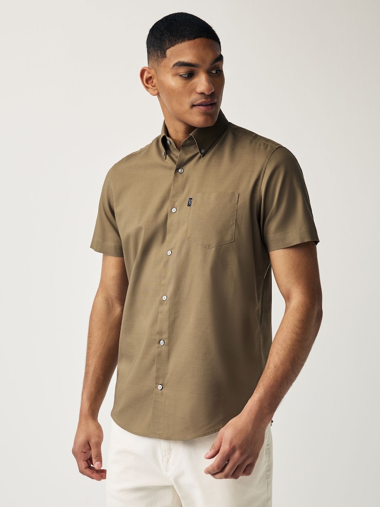 Brown Regular Fit Short Sleeve Easy Iron Button Down Oxford Shirt - Image 1 of 7