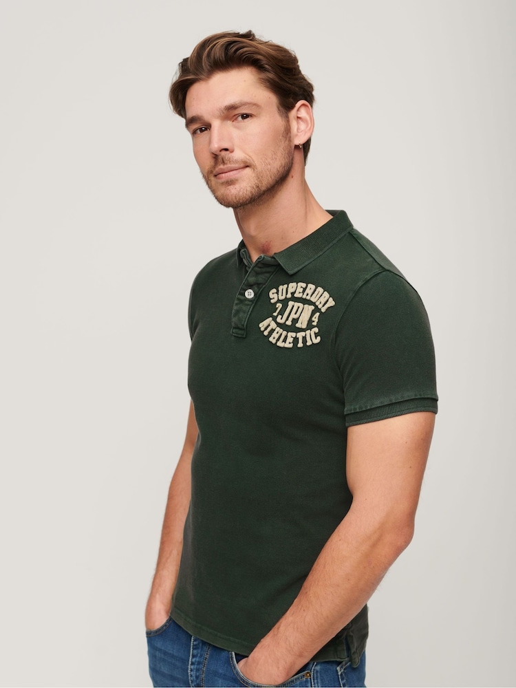 Emaille-Grün - Superdry Vintage Athletic Poloshirt aus 100 % Baumwolle - Bild 1 von 7