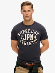 Marinha Eclipse - Camiseta esportiva vintage de manga curta Superdry 100% algodão - Imagem 1 de 5