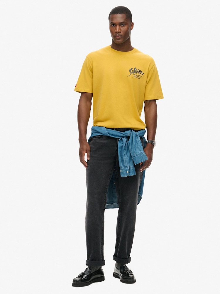 Gelb - Superdry – lockeres T-Shirt mit Lo-Fi-Punk-Grafik aus 100 % Baumwolle - Bild 2 von 6