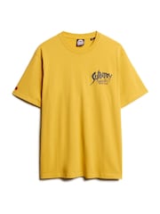 Gelb - Superdry – lockeres T-Shirt mit Lo-Fi-Punk-Grafik aus 100 % Baumwolle - Bild 4 von 6