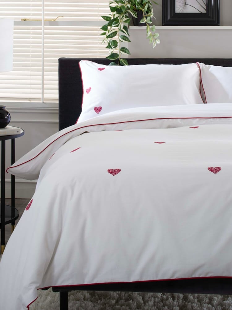 The Lyndon Company White Filigree Hearts Duvet Cover and Pillowcase Set - Image 2 of 5 The Lyndon Company White Filigree Hearts Duvet Cover and Pillowcase Set - Image 2 of 5