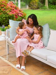 JoJo Maman Bébé Fresa de Niña Vestido Gingham bordado - Imagen 3 de 9