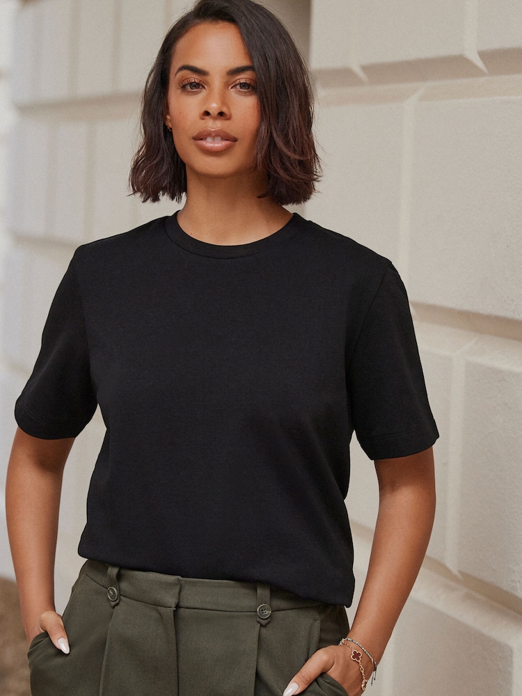 Schwarz - Schweres T-Shirt mit Rundhalsausschnitt - Bild 2 von 6 Schwarz - Schweres T-Shirt mit Rundhalsausschnitt - Bild 2 von 6