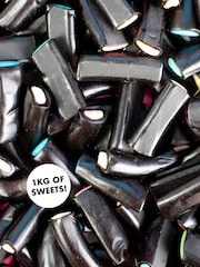 Treat Kitchen Assorted Filled Liquorice Sweets 1 kilo Bag - Image 3 of 3