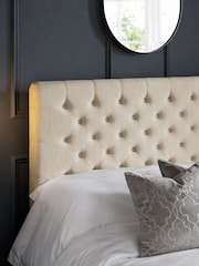 Julian Bowen Oatmeal Wilton 4 Drawer Linen Upholstered Bed - Image 7 of 12