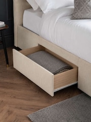 Julian Bowen Oatmeal Wilton 4 Drawer Linen Upholstered Bed - Image 8 of 12