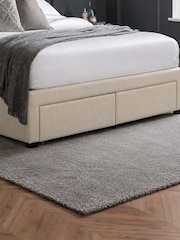 Julian Bowen Oatmeal Wilton 4 Drawer Linen Upholstered Bed - Image 9 of 12