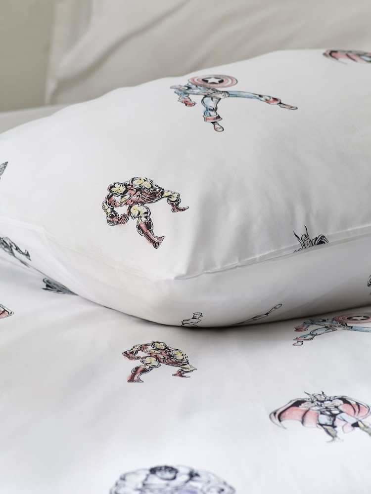 White Disney Marvel Avengers 100% Cotton Duvet Cover and Pillowcase Set - Image 3 of 7