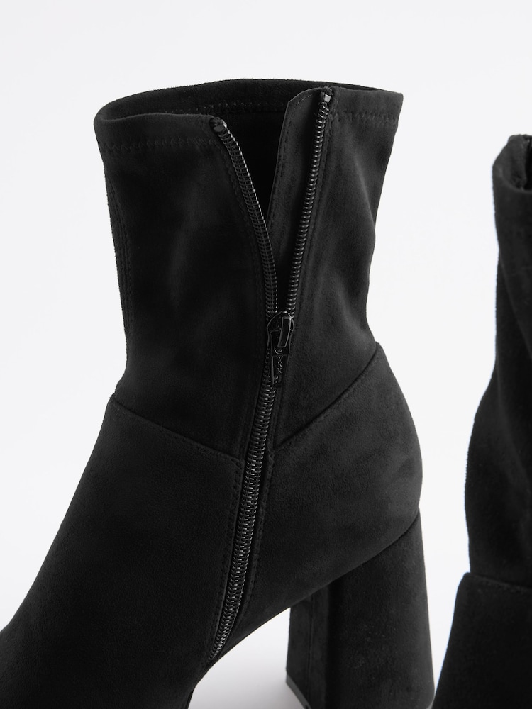Schwarz - Forever Comfort® Stiefeletten mit Plateausohle - Bild 7 von 7 Schwarz - Forever Comfort® Stiefeletten mit Plateausohle - Bild 7 von 7