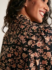 Joules Perla Black/Cream Scallop Collar Floral Blouse - Image 8 of 9