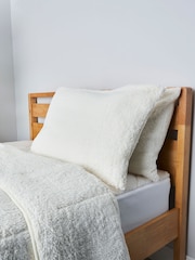 BHS Super Soft & Warm 13.5 tog Duvet - Image 4 of 4