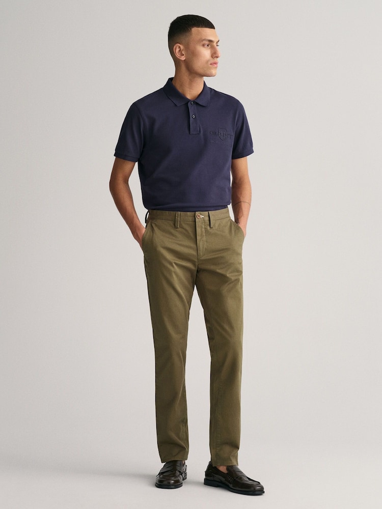 Wacholder-Grün - GANT Chinohose aus Baumwolltwill in Slim-Fit - Bild 1 von 5 Wacholder-Grün - GANT Chinohose aus Baumwolltwill in Slim-Fit - Bild 1 von 5