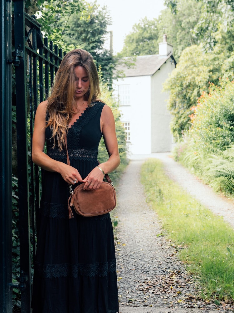 Pure Luxuries London Brown 'Fable' Suede Cross-Body Bag - Image 1 of 7 Pure Luxuries London Brown 'Fable' Suede Cross-Body Bag - Image 1 of 7