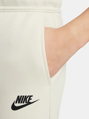 Nike Cream Tech Fleece Shorts - Image 4 of 7
