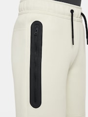 Nike Cream Tech Fleece Shorts - Image 5 of 7