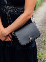 Pure Luxuries London Black 'Briony' Leather Cross-Body & Clutch Bag - Image 1 of 7