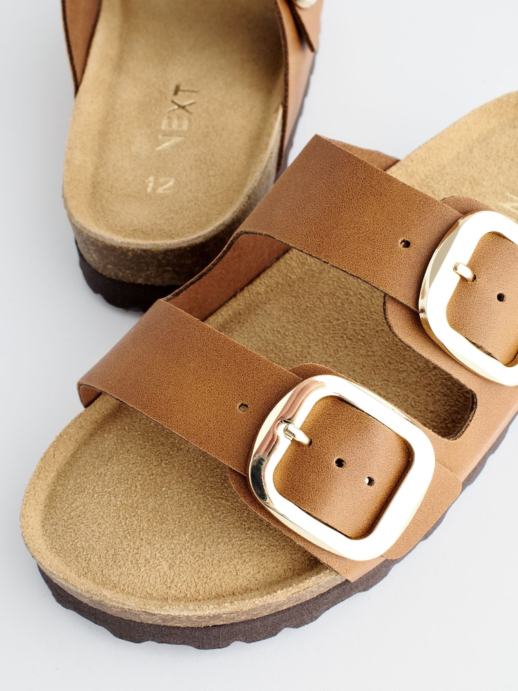 Hellbraun - Sandalen mit Korkfußbett und zwei Riemen - Bild 7 von 7 Hellbraun - Sandalen mit Korkfußbett und zwei Riemen - Bild 7 von 7