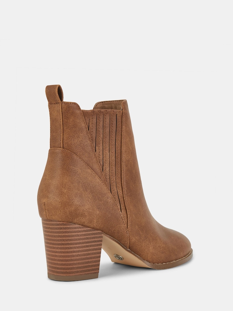 Novo Brown Regular Fit Devan Block Heel Chelsea Boots - Image 4 of 4