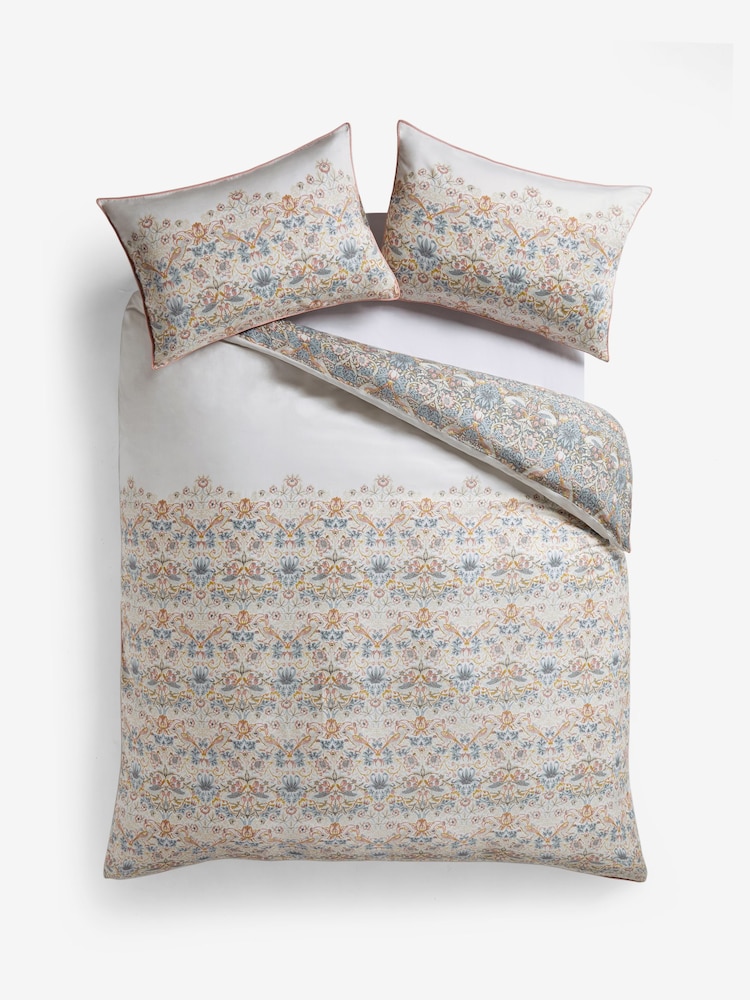 Clarke & Clarke Pink William Morris Strawberry Thief 200 Thread Count Duvet Cover and Pillowcase Set - Image 5 of 5