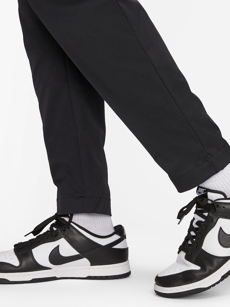 Nike Black Club Woven Tapered Leg Joggers - Image 4 of 10