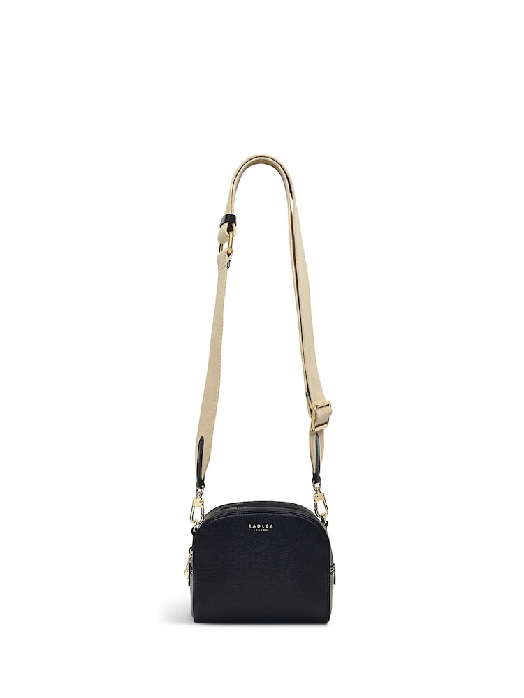 Radley majhna torbica za čez telo z zadrgo in polmesecom London Arden - Slika 2 iz 5 Radley majhna torbica za čez telo z zadrgo in polmesecom London Arden - Slika 2 iz 5