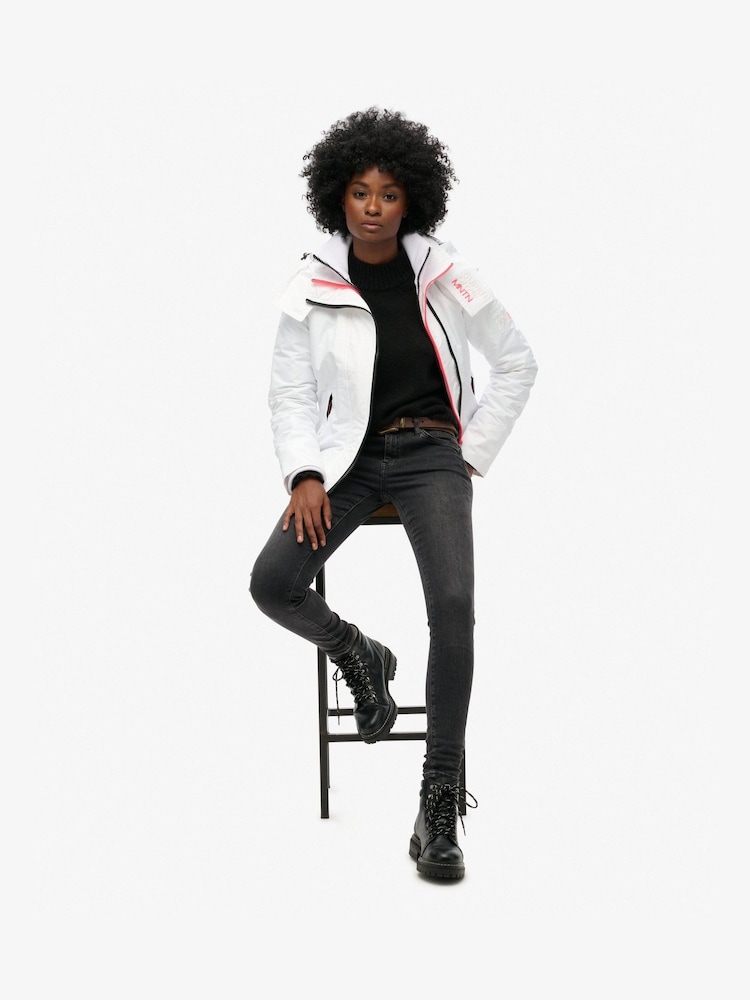 Optisch-Weiss - Superdry Mountain Windbreaker Jacke mit Kapuze​​​​​​​ - Bild 1 von 5