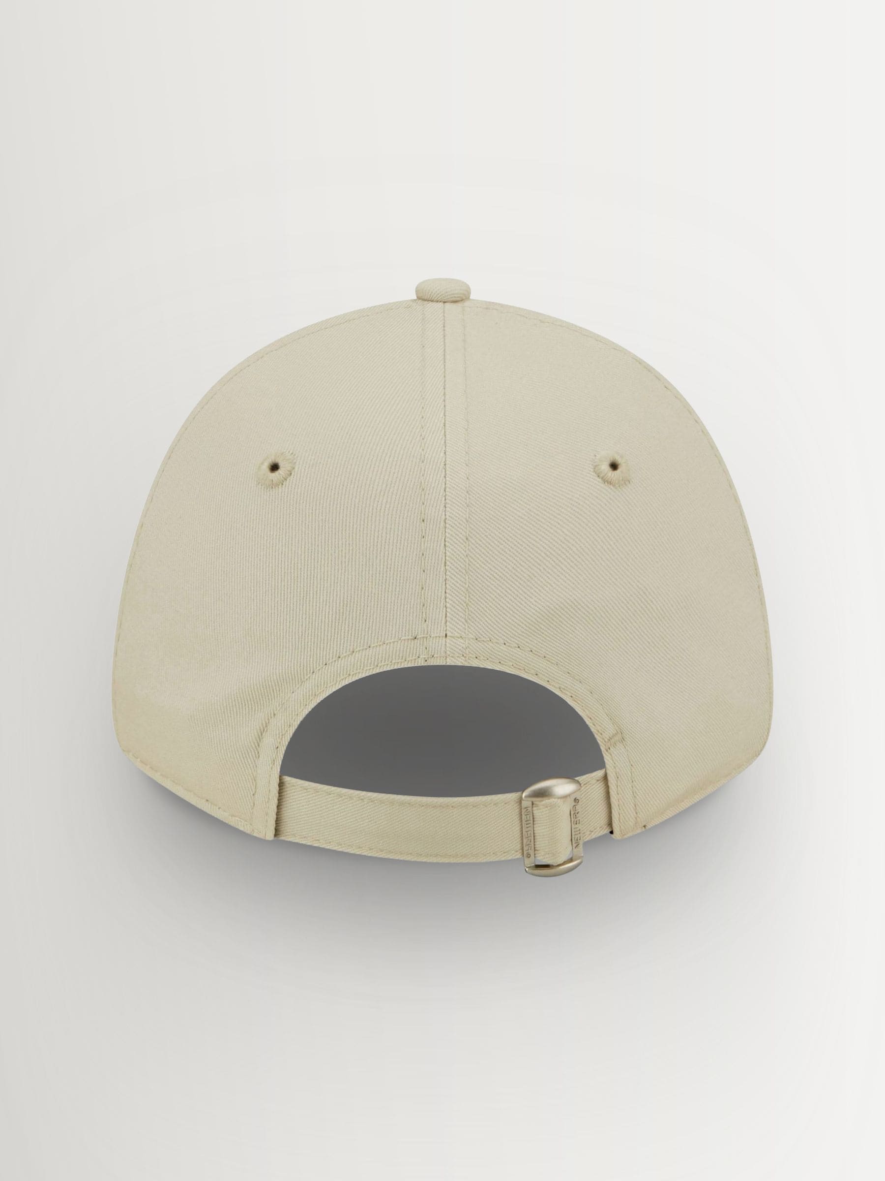 Buy New Era® Cream Dove New York Yankees Essential 9FORTY Cap from