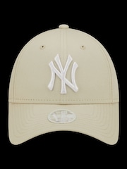New Era® Womens New York Yankees Essential 9FORTY 100% Cotton Cap - Image 3 of 5