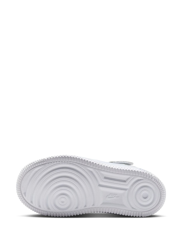 Nike White Junior Air Force 1 Low Easy On Trainers - Image 4 of 9