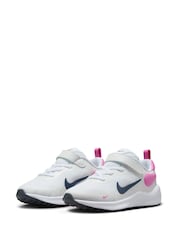 Nike White/Pink Junior Revolution 7 Trainers - Image 3 of 8